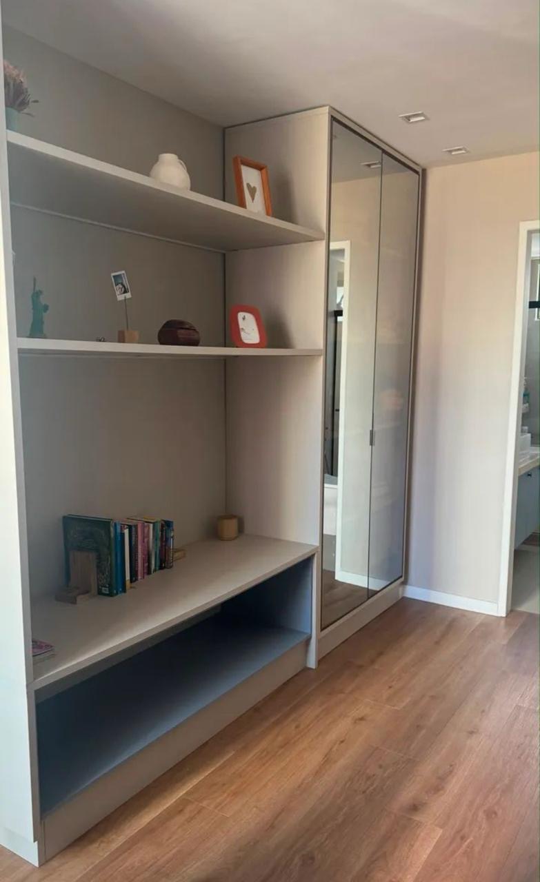 Quarto com marcenaria planejada — Apartamento pronto para morar em Boa Viagem | Luxo e Conforto