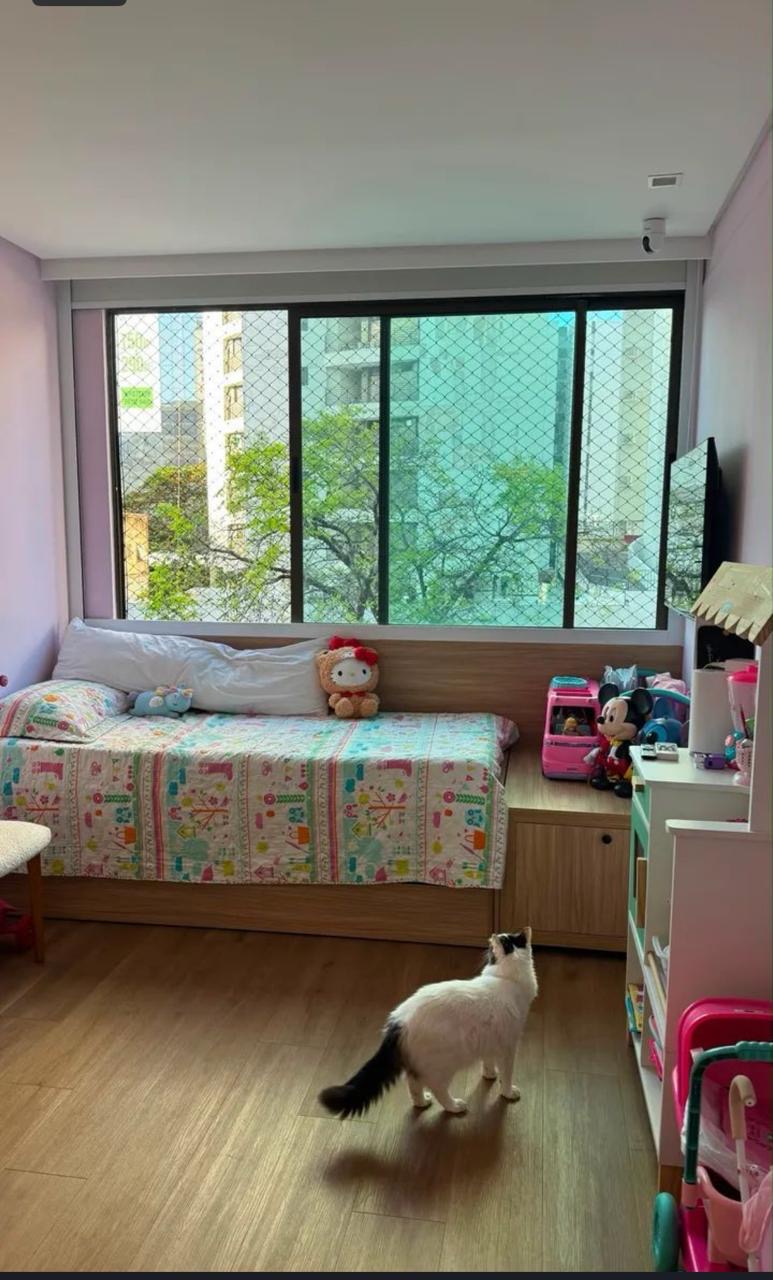 Quarto infantil com vista arborizada — Apartamento pronto para morar em Boa Viagem | Luxo e Conforto